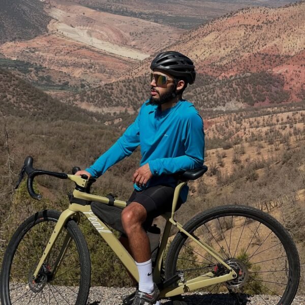 🚴_♂️ Today we escaped the city and rode deep into the foothills of the High Atlas Mountains, cr (2)